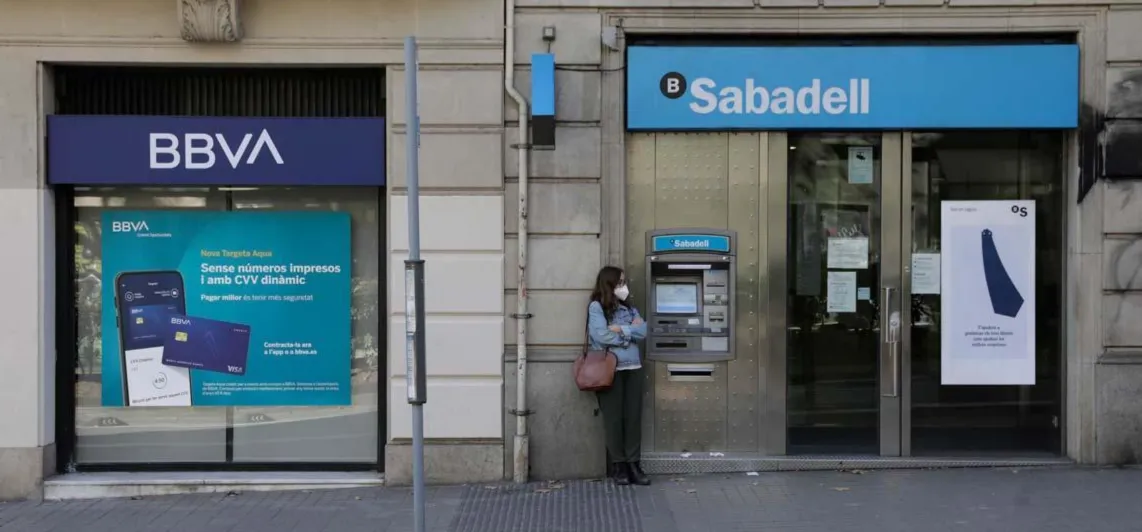 Cuatro Estrategias de Banco Sabadell contra la OPA de BBVA
